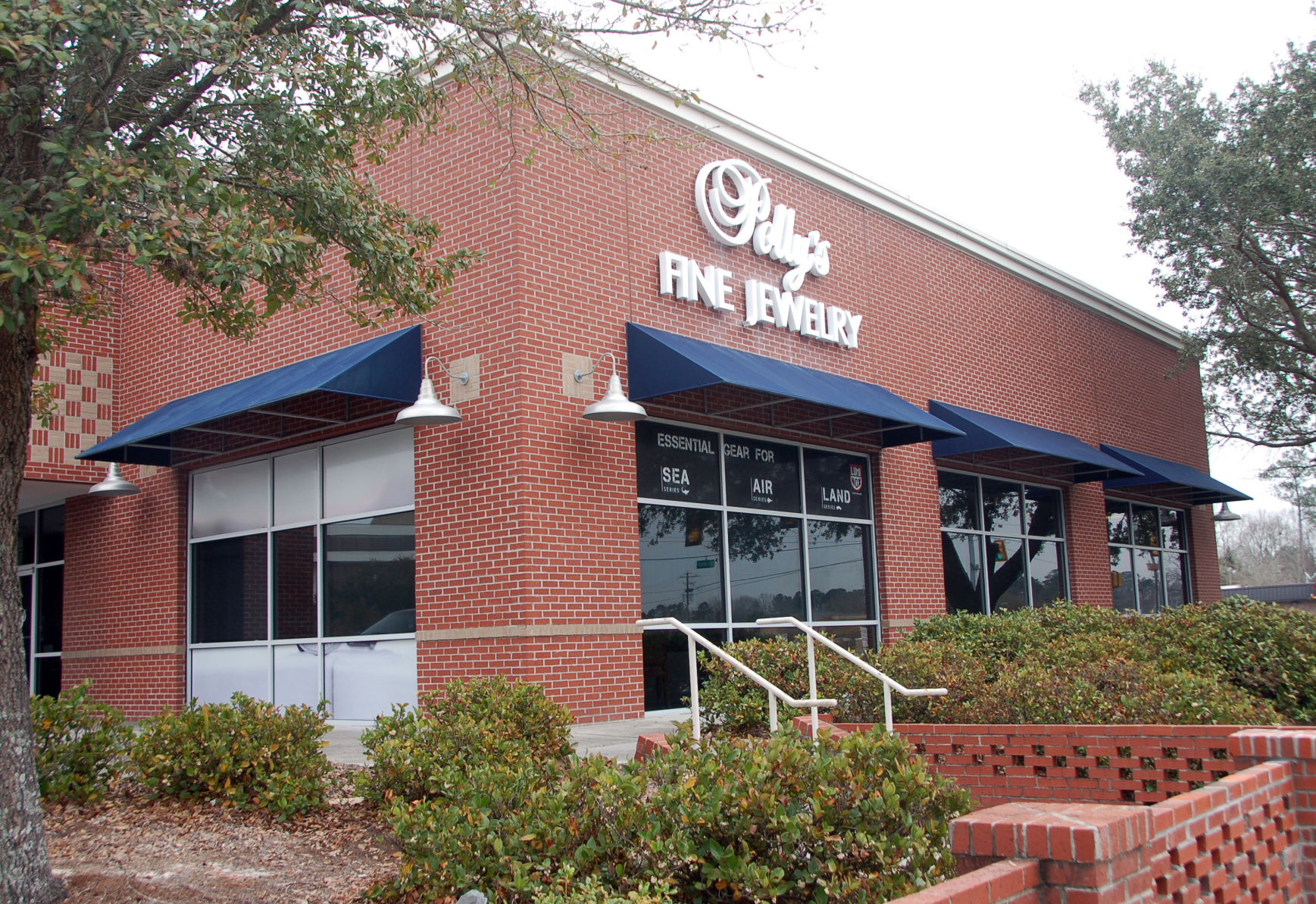 Polly's Fine Jewelry West Ashley closing (copy)